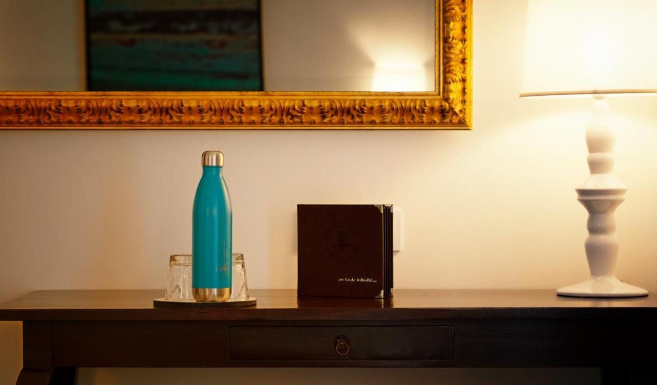 Blue Margouillat Seaview Hotel-Relais & Chateaux Сен-Лу Екстериор снимка